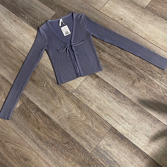 *NEW* Ribbed Tie Front Cardigan - Picture 2 of 5